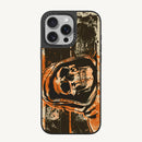 Grunge Hooded Skull Case - MagSafe
